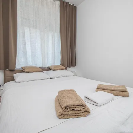 Apartman Maki Vinkovci Exterior photo